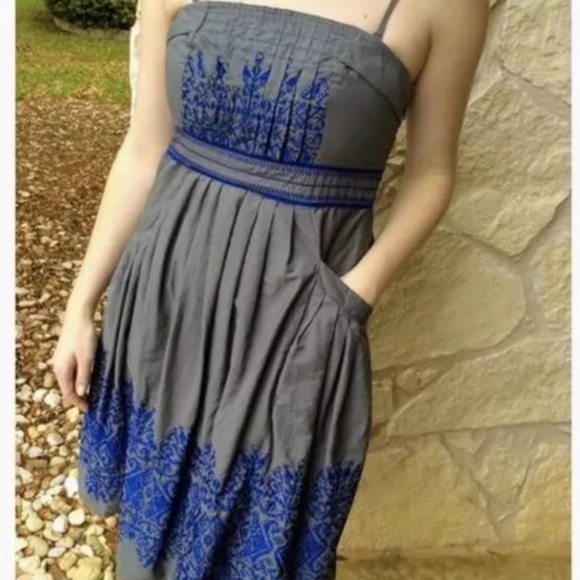 Beautiful $148 Anthropologie Floreat Sewing Circle Dress Gray/Blue - Sz 2/XS - Picture 2 of 7